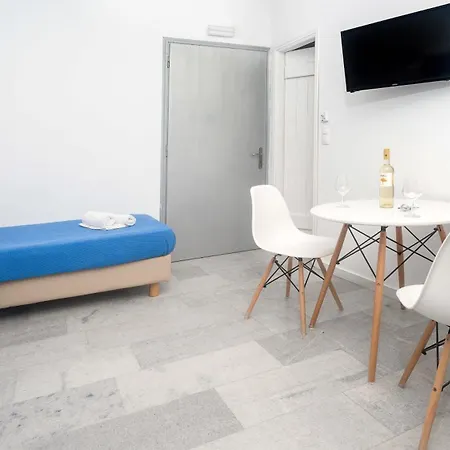 Apartment Dnaxos